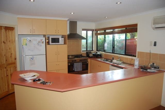 10 Nebo Close, FOREST LAKE QLD 4078, Forest Lake - Thumbnail 4