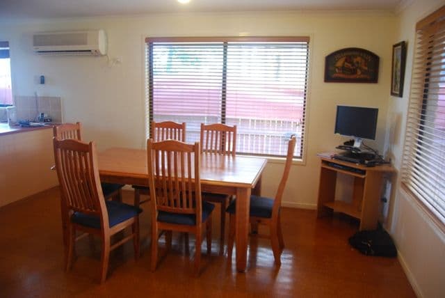 10 Nebo Close, FOREST LAKE QLD 4078, Forest Lake - Thumbnail 7
