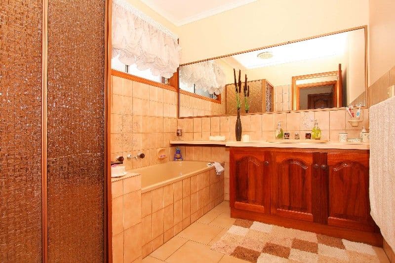 108 Copernicus Way, KEILOR DOWNS VIC 3038, Keilor Downs - Thumbnail 7