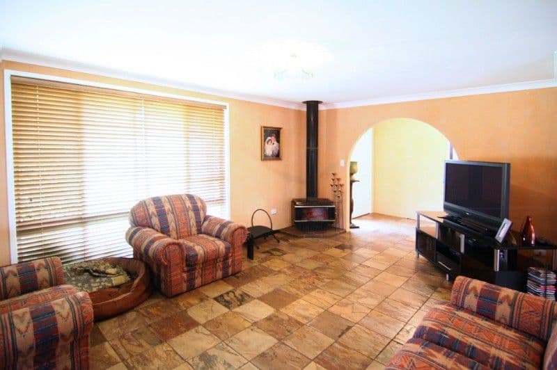 10 Fleet Street, DARLING HEIGHTS QLD 4350, Darling Heights - Thumbnail 8
