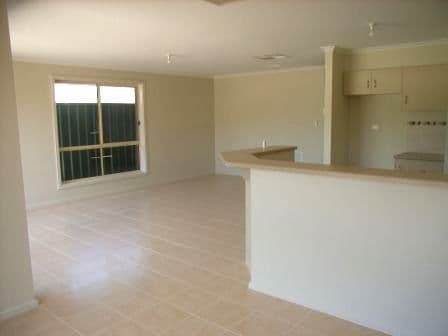 Unit 2 Barnard Mews, CLARE SA 5453, Clare - Thumbnail 5