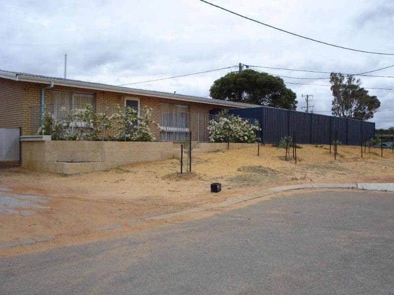 2/7 Duke Street, GERALDTON WA 6530, Geraldton - Thumbnail 3