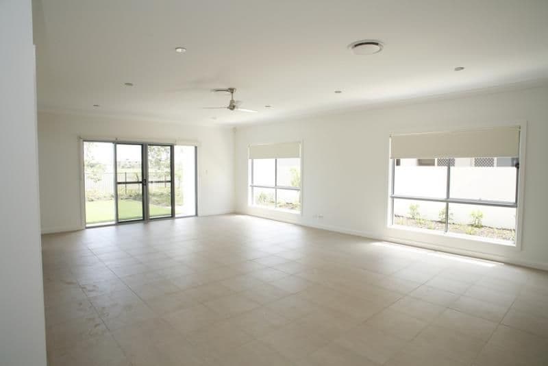 44 Marina Parade, JACOBS WELL QLD 4208, Jacobs Well - Thumbnail 4