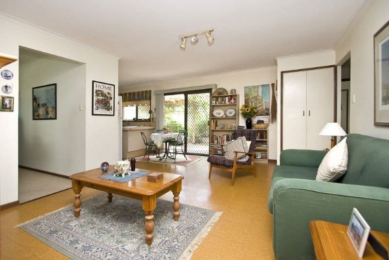 33 Wanata Street, SINNAMON PARK QLD 4073, Sinnamon Park - Thumbnail 4