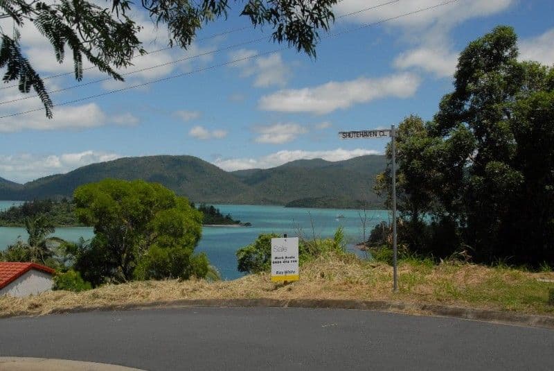 56 Harbour Avenue, SHUTE HARBOUR QLD 4802, Shute Harbour - Thumbnail 3