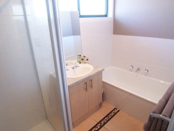 2 Poppy Place, CARRUM DOWNS VIC 3201, Carrum Downs - Thumbnail 4