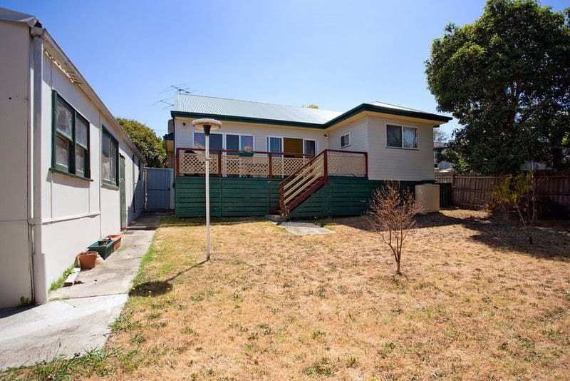 8 Hillcrest Avenue, CHADSTONE VIC 3148, Chadstone - Thumbnail 8