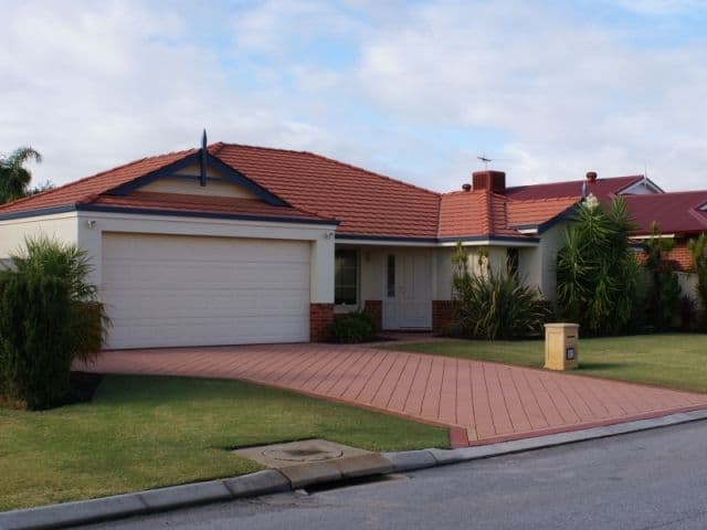 12 Burbank Street, CANNING VALE WA 6155, Canning Vale - Image 1