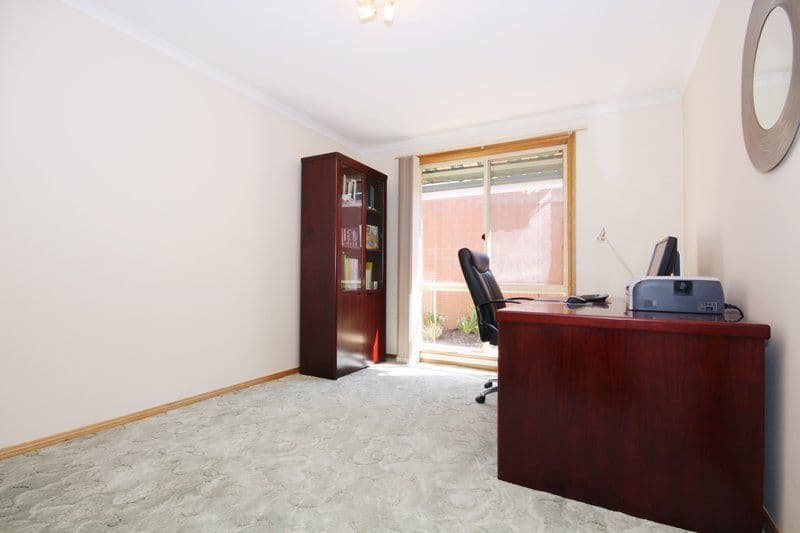 4 Lord Howe Avenue, OAKDEN SA 5086, Oakden - Thumbnail 3