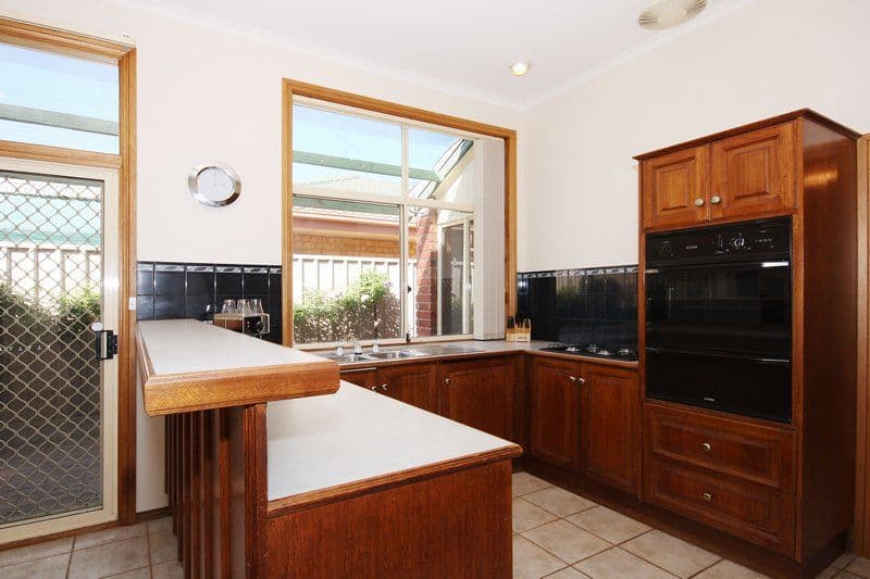 4 Lord Howe Avenue, OAKDEN SA 5086, Oakden - Thumbnail 6