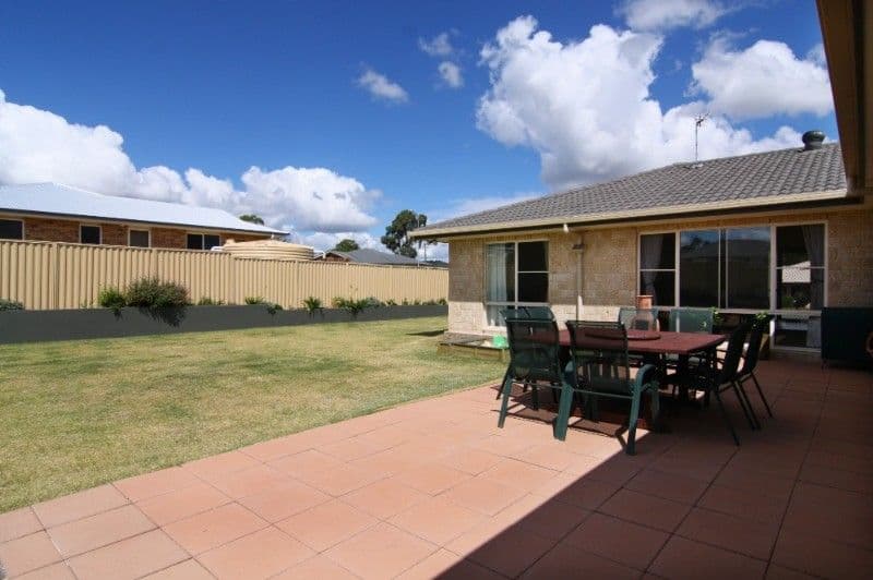 2 Schaefer Court, WESTBROOK QLD 4350, Westbrook - Thumbnail 6