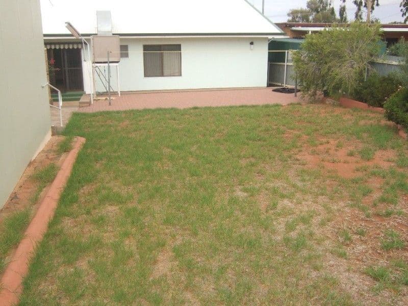 574 Oneill Street, BROKEN HILL NSW 2880, Broken Hill - Thumbnail 6