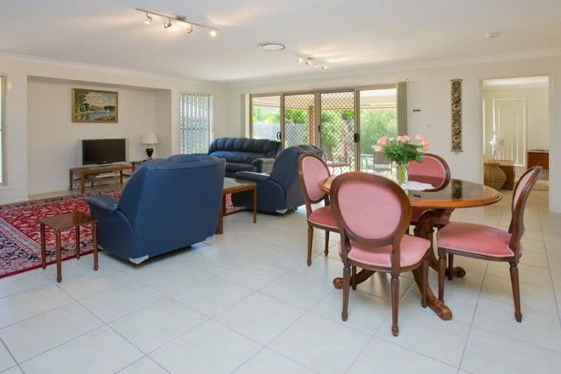 11 Ashfield Court, St Leonards, St Leonards - Thumbnail 3