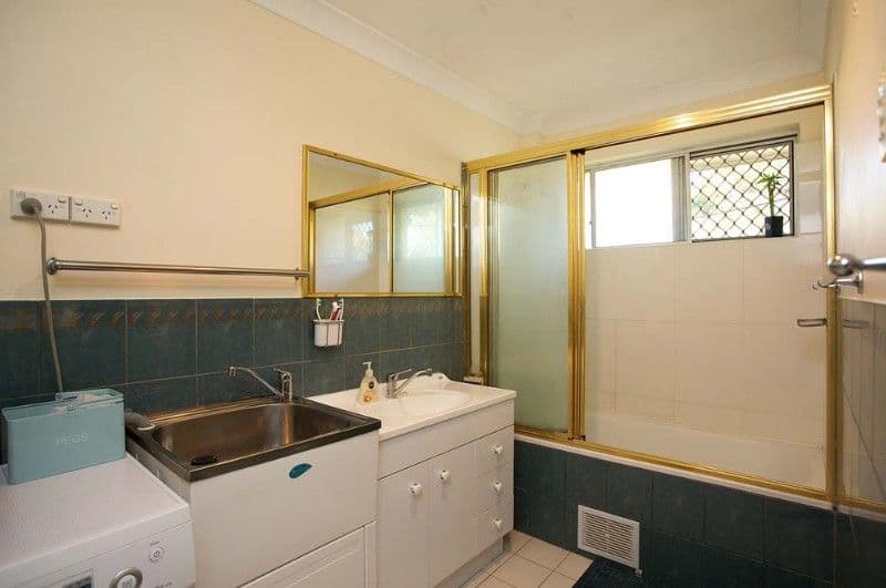 58 Douglas Street, GREENSLOPES QLD 4120, Greenslopes - Thumbnail 5
