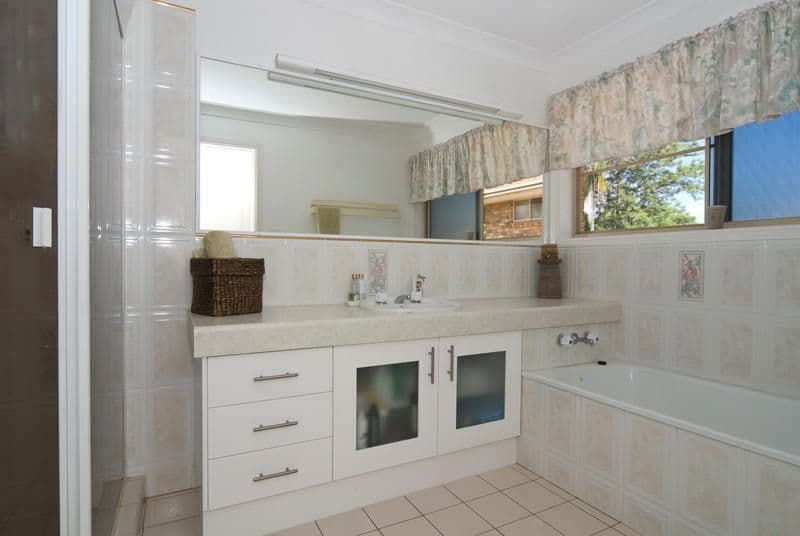 13 Fairlie Crescent, MOFFAT BEACH QLD 4551, Moffat Beach - Thumbnail 5
