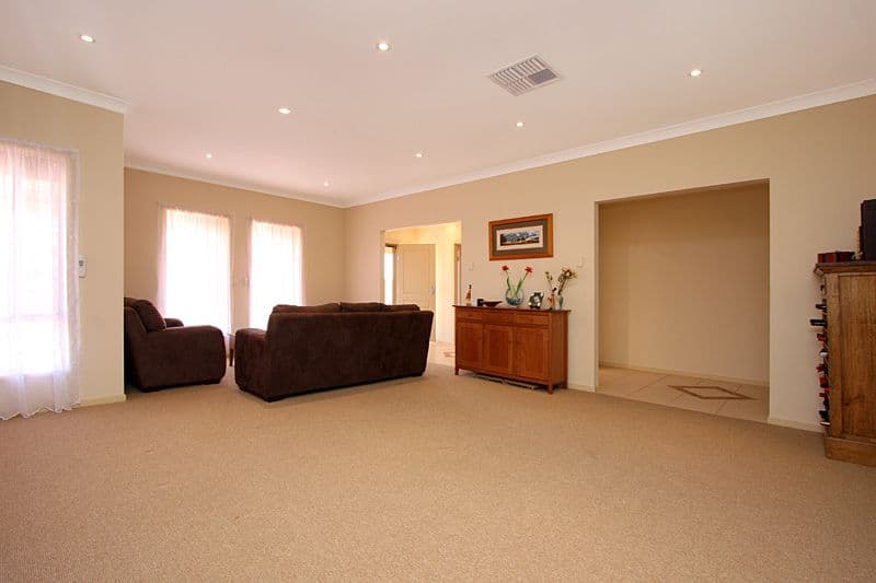 15 Varacalli Way, ANGLE VALE SA 5117, Angle Vale - Thumbnail 7