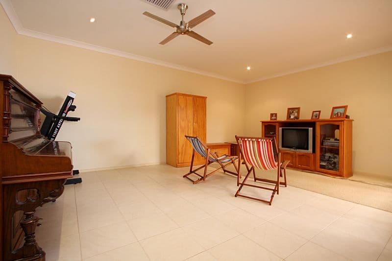 15 Varacalli Way, ANGLE VALE SA 5117, Angle Vale - Thumbnail 8