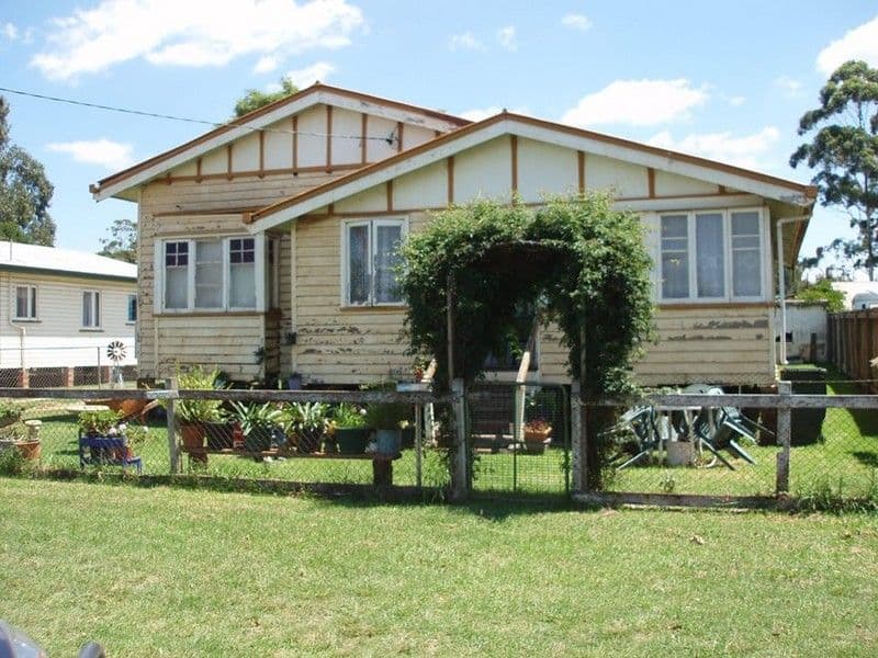 23 McDowall Street, NEWTOWN QLD 4350, Newtown - Image 1