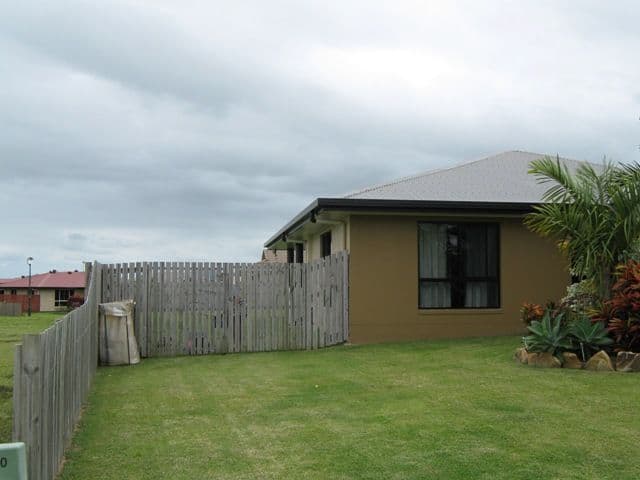 27 James Muscat Drive, WALKERSTON QLD 4751, Walkerston - Thumbnail 3