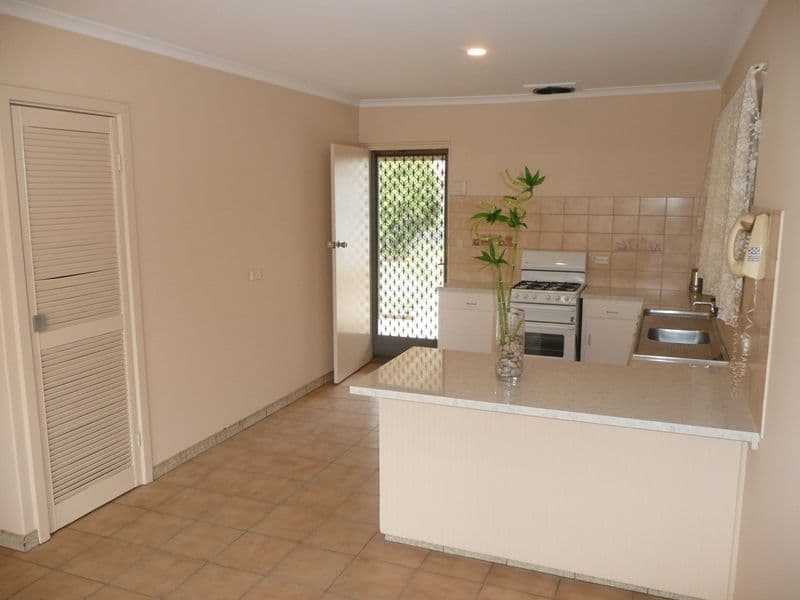 25 Joanne Terrace, PARAFIELD GARDENS SA 5107, Parafield Gardens - Thumbnail 6