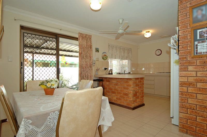 64 Ivanhoe Street, BASSENDEAN WA 6054, Bassendean - Thumbnail 4