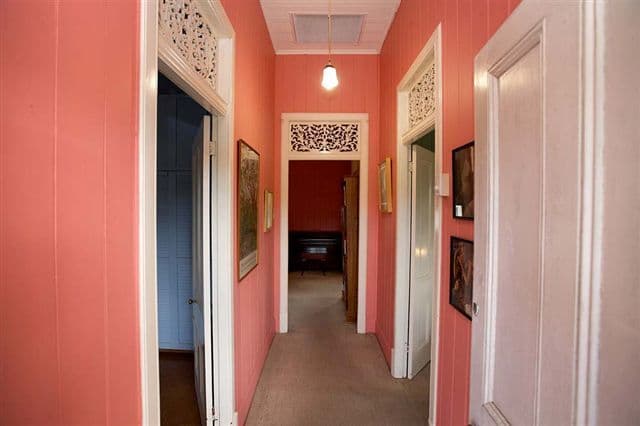 8 Barnsley Street, WEST END QLD 4101, West End - Thumbnail 3