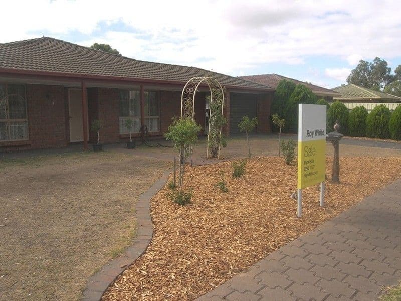 11 McQueen Court, PARALOWIE SA 5108, Paralowie - Image 1