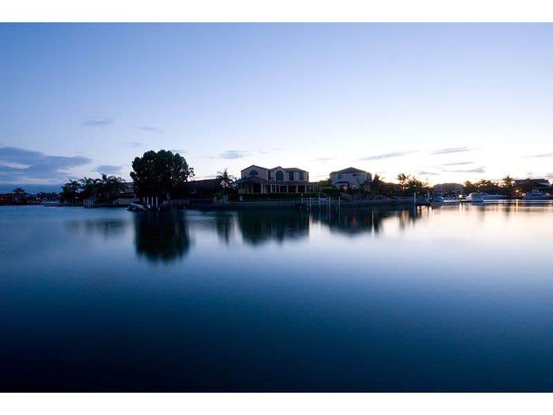 22 Pebble Beach Drive, RUNAWAY BAY QLD 4216, Runaway Bay - Thumbnail 3