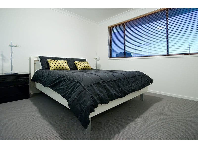 22 Pebble Beach Drive, RUNAWAY BAY QLD 4216, Runaway Bay - Thumbnail 8