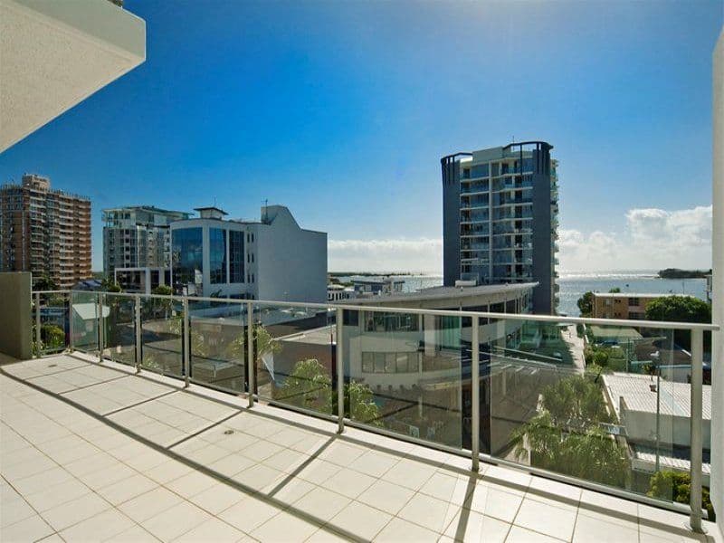 1 Duporth Avenue, Maroochydore QLD 4558, Maroochydore - Thumbnail 2