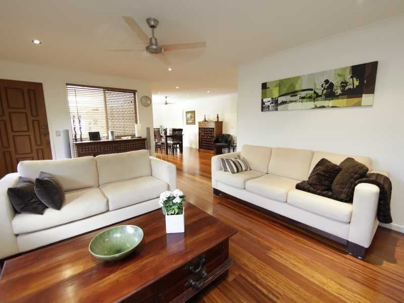 30 Amboina Avenue, PALM BEACH QLD 4221, Palm Beach - Thumbnail 3