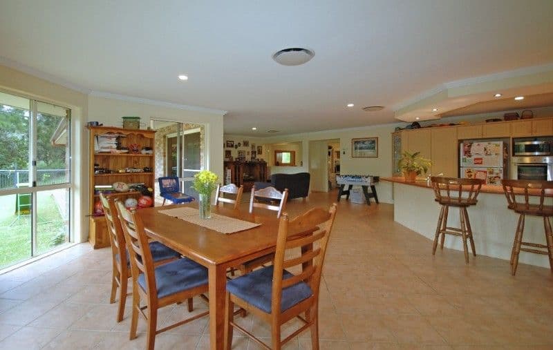 23 Crest Hill Drive, WONGAWALLAN QLD 4210, Wongawallan - Thumbnail 2