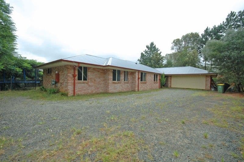 23 Crest Hill Drive, WONGAWALLAN QLD 4210, Wongawallan - Thumbnail 3