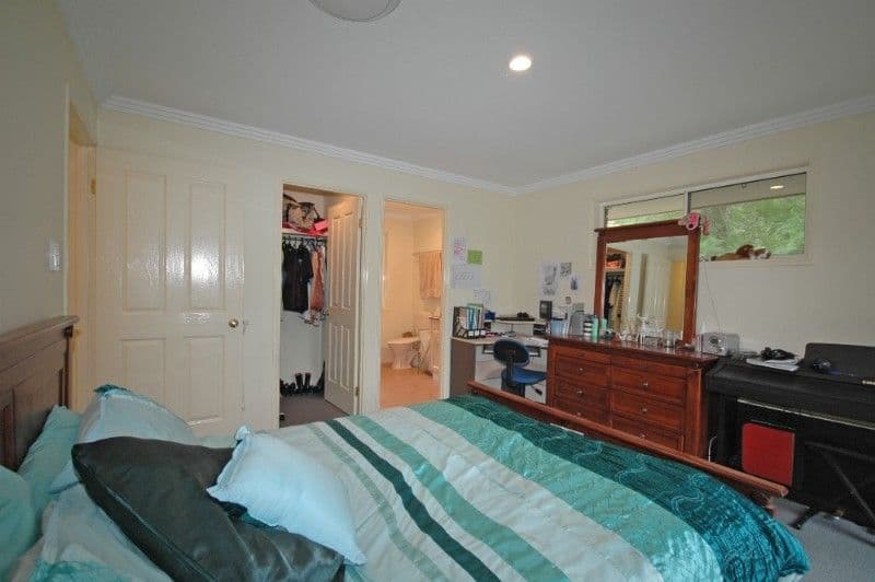 23 Crest Hill Drive, WONGAWALLAN QLD 4210, Wongawallan - Thumbnail 7