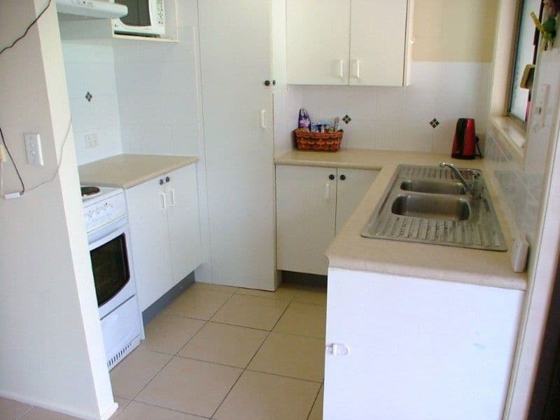 15 Jamberoo Street, SPRINGWOOD QLD 4127, Springwood - Thumbnail 4