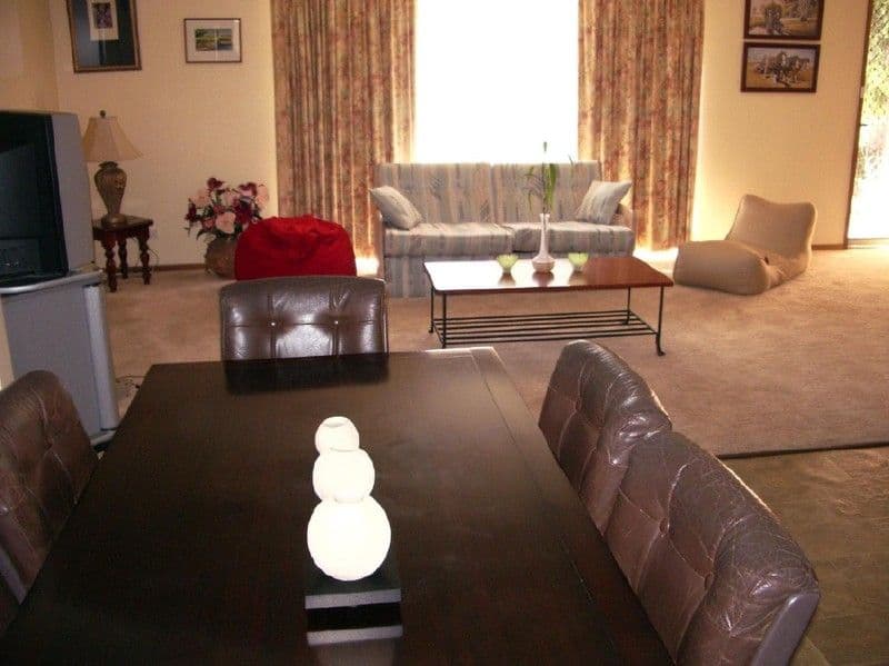 14 Jervois Street, BORDERTOWN SA 5268, Bordertown - Thumbnail 2