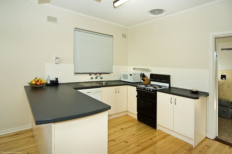 42 Oaklands Road, SOMERTON PARK SA 5044, Somerton Park - Thumbnail 4