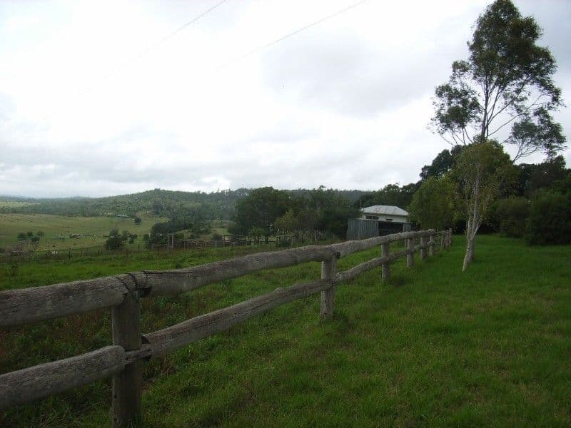 88 Haydens Road, BOOIE QLD 4610, Booie - Thumbnail 4