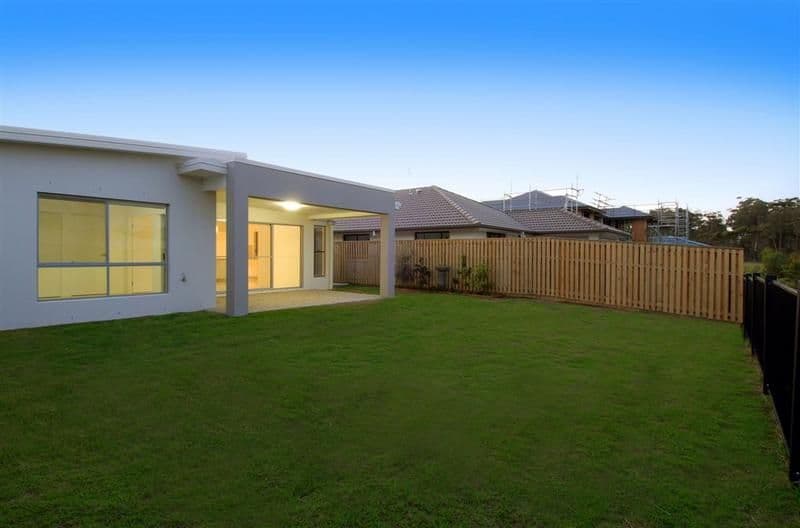 12 Andrew Avenue, LITTLE MOUNTAIN QLD 4551, Little Mountain - Thumbnail 2