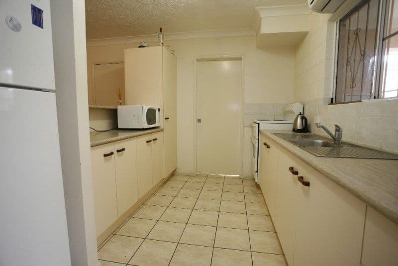 21 Tuffley Street, WEST END QLD 4810, West End - Thumbnail 2