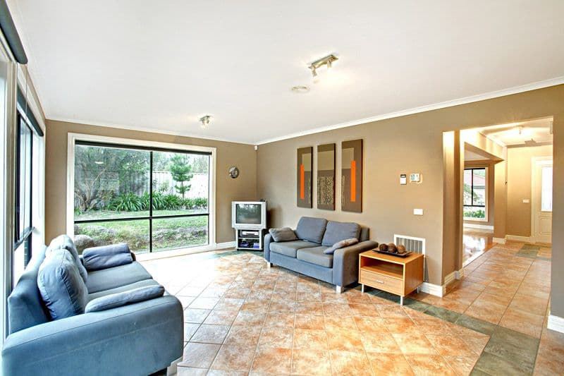 5 Amethyst Walk, BUNDOORA VIC 3083, Bundoora - Thumbnail 4