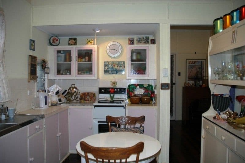12  Bell Street, WOODY POINT QLD 4019, Woody Point - Thumbnail 3