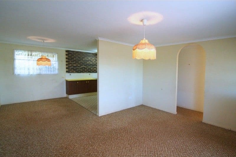 6 Cossart Street, CENTENARY HEIGHTS QLD 4350, Centenary Heights - Thumbnail 5