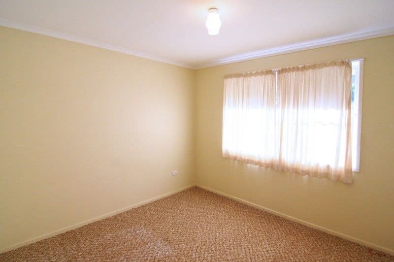 6 Cossart Street, CENTENARY HEIGHTS QLD 4350, Centenary Heights - Thumbnail 7