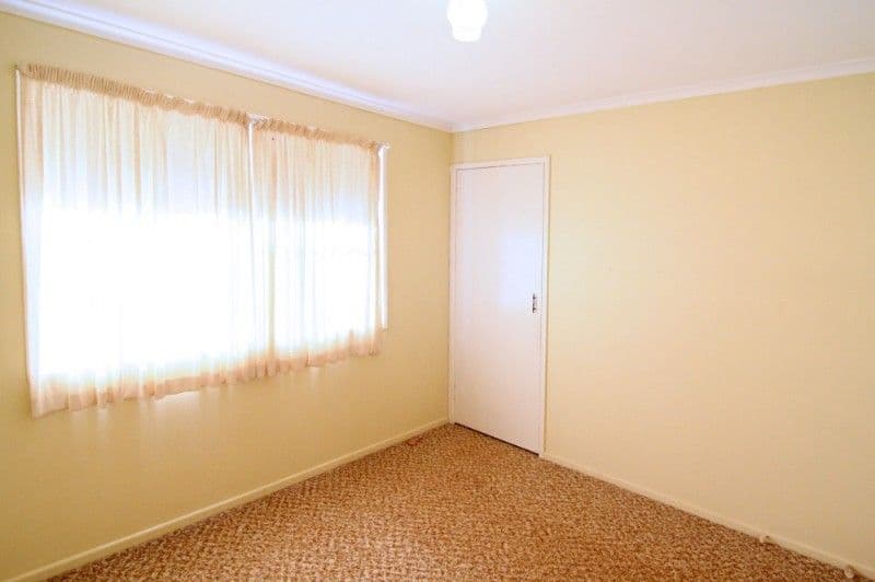 6 Cossart Street, CENTENARY HEIGHTS QLD 4350, Centenary Heights - Thumbnail 8