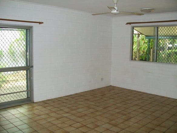 24 Kalymnos Drive, KARAMA NT 0812, Karama - Thumbnail 2
