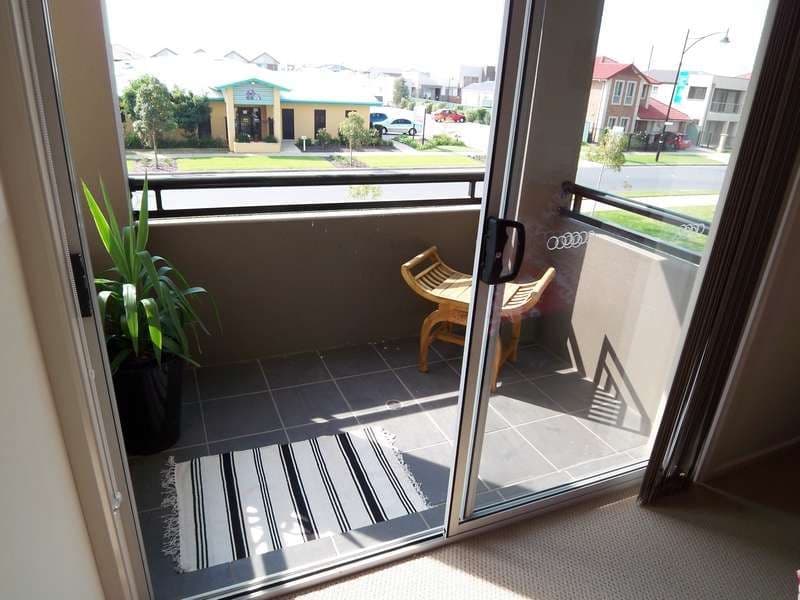 7 Banrock Place, MAWSON LAKES SA 5095, Mawson Lakes - Thumbnail 4