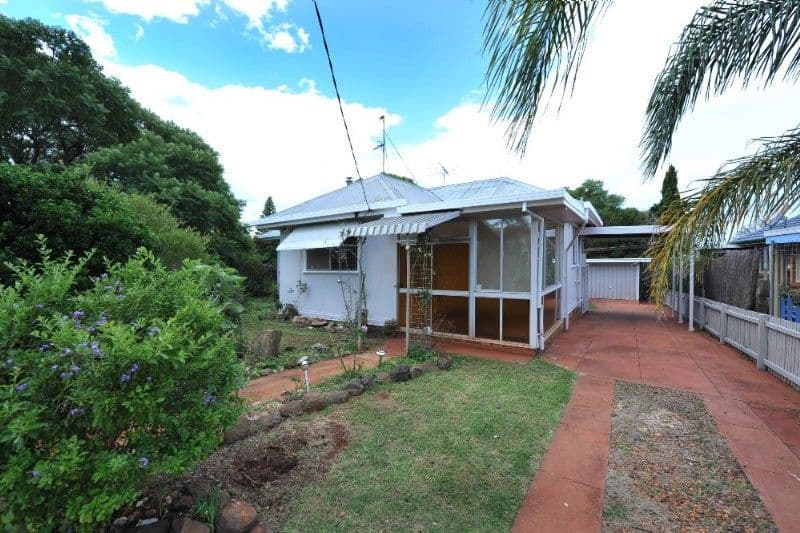 20 Blackdown Street, HARRISTOWN QLD 4350, Harristown - Image 1