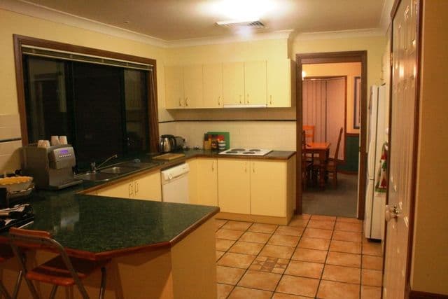 8 Heritage Drive, WELLINGTON POINT QLD 4160, Wellington Point - Thumbnail 3