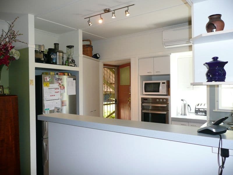 10 Turquoise Street, HOLLAND PARK QLD 4121, Holland Park - Thumbnail 7